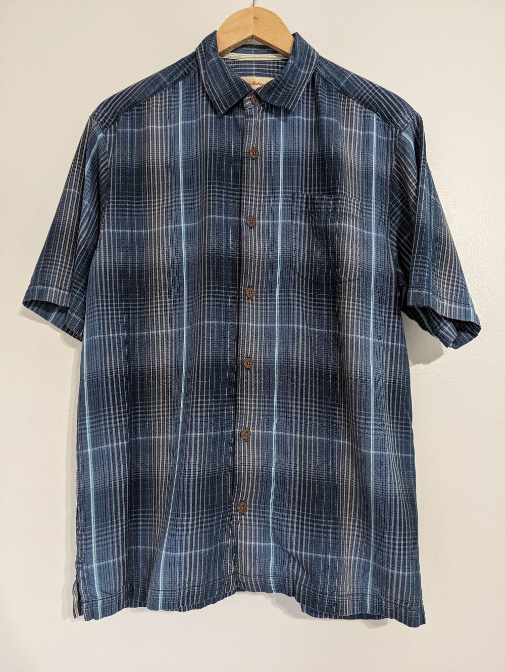 Tommy Bahama 100% Silk Shirt Button Down Mens Small Plaid Short Sleeve